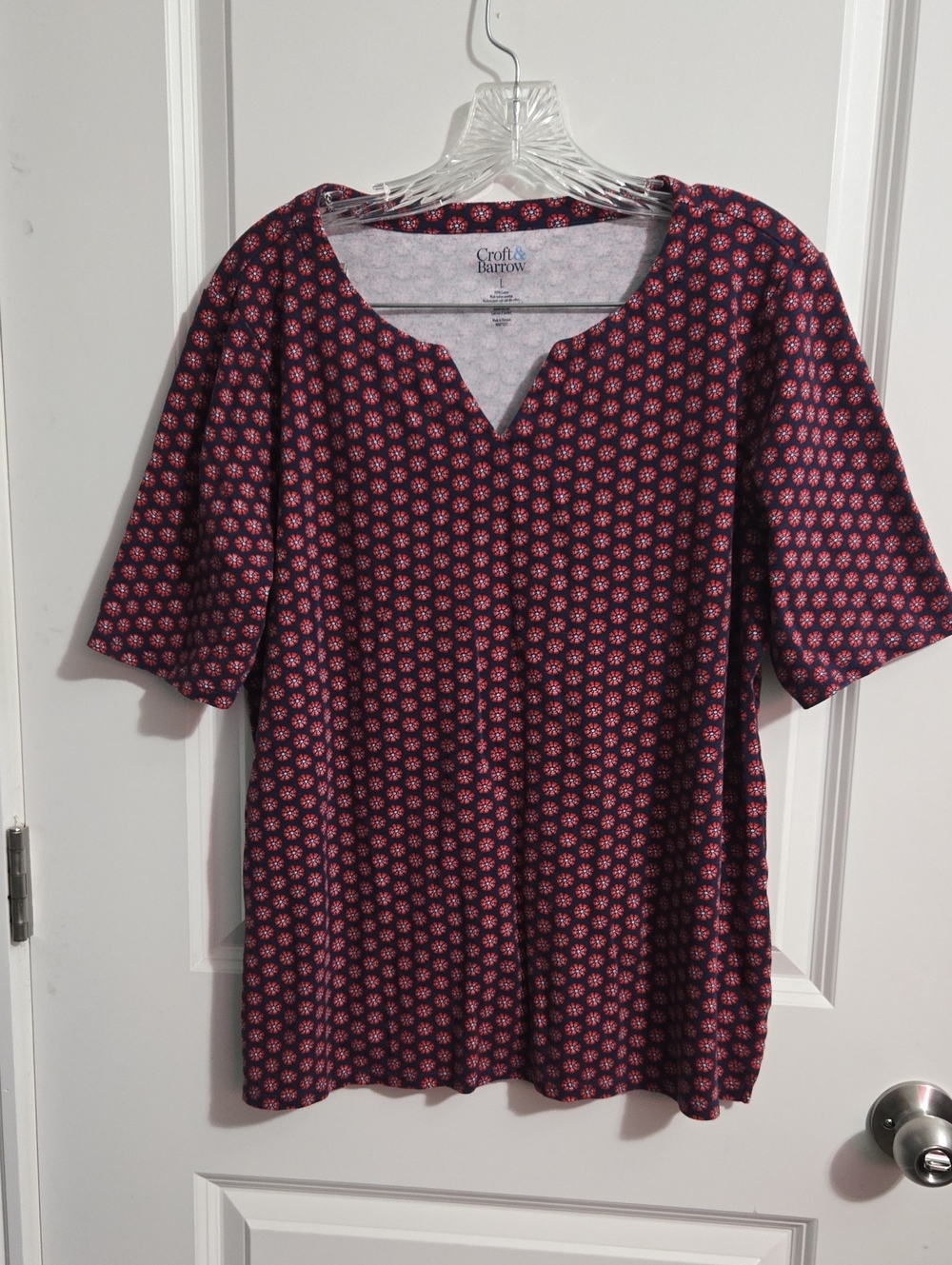 Croft & Barrow Navy and Red Short Sleeve Tee